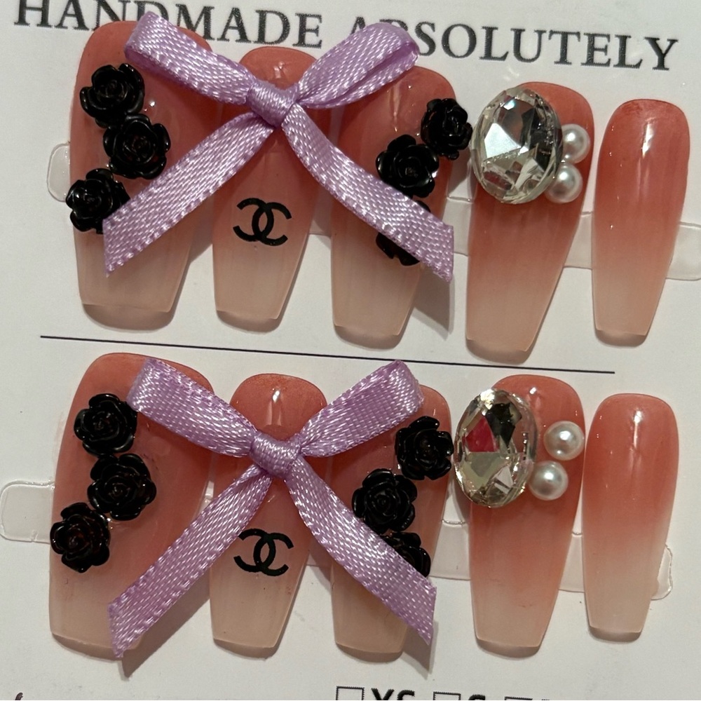 CC Press On Nails - Picture 2 of 3